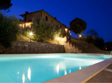 agriturismo con piscina Perugia