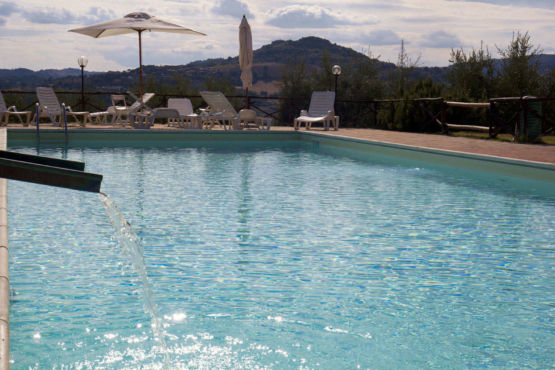 Piscina agriturismo Umbria